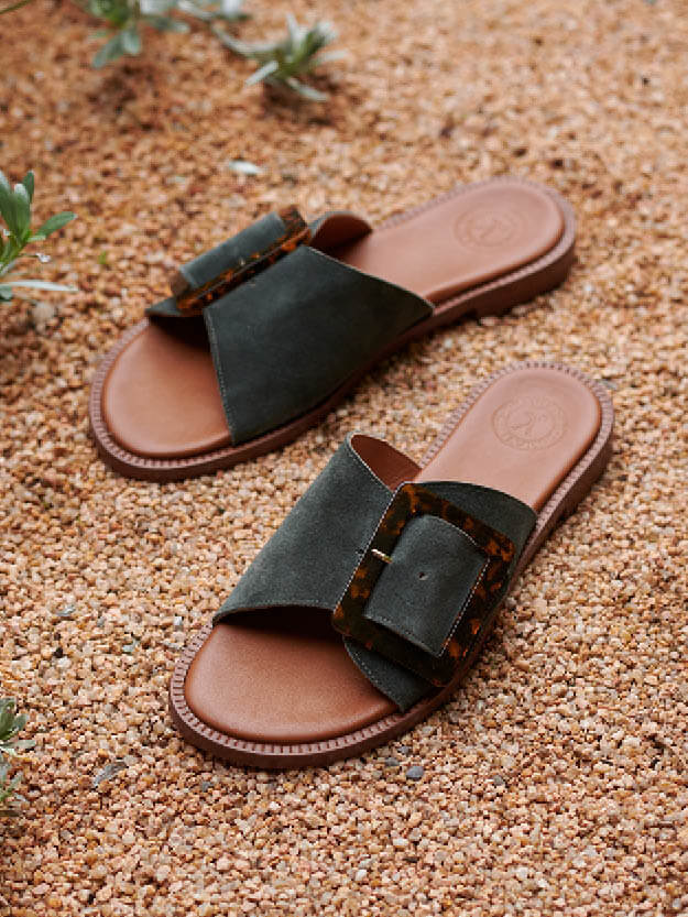 the biarritz buckle sandal in khaki